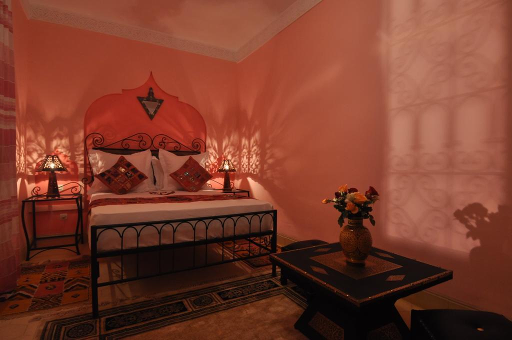 Riad La Famille Марракеш Екстер'єр фото