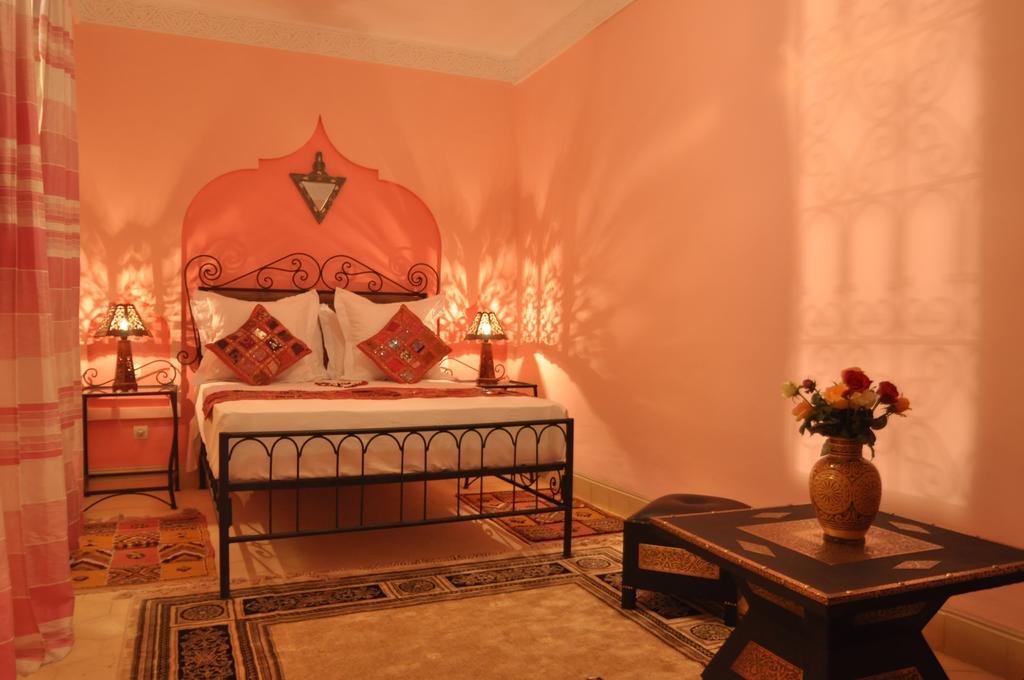 Riad La Famille Марракеш Екстер'єр фото